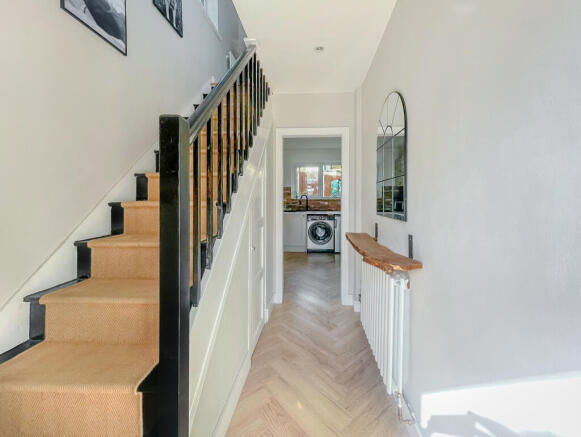 2 bed Semi-Detached for sale Image 4