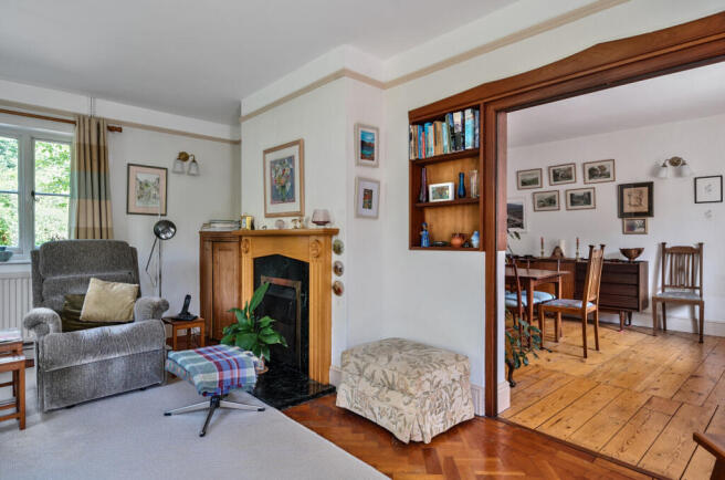 1295958-60-682877...