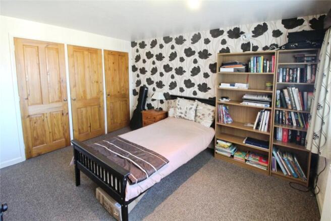 3 bed Detached for sale Image 11