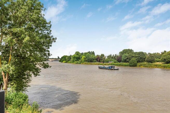 73 Mortlake High Street, Mortlake, London photo 4