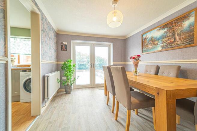 Living Room / Dinning Room