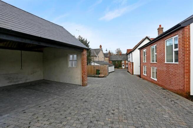 5 Greyhound Mews 160