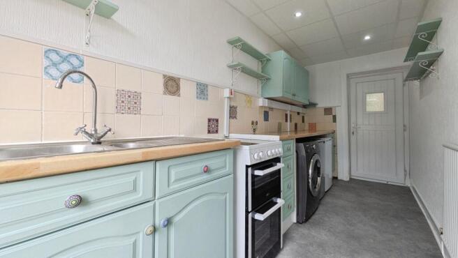 2 bed Flat to rent Image 4