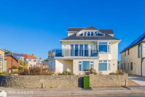 59b, Southbourne Overcliff Drive, Bournemouth BH6 3NN