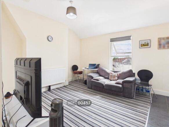 Kitchen/Living area