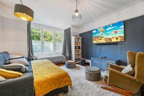 260, Coulsdon Road, Caterham CR3 5QP