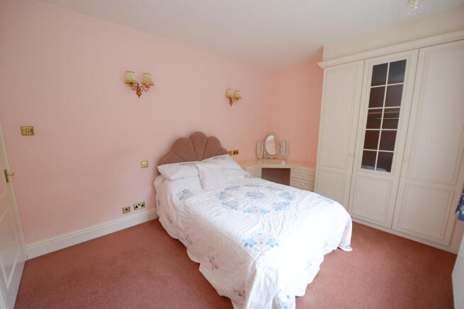 Lily's Bungalow B...
