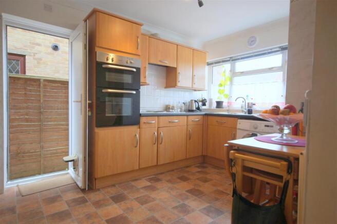 Kitchen / Breakfast 