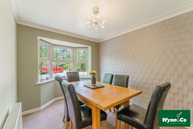 4 bed Detached for sale Image 6