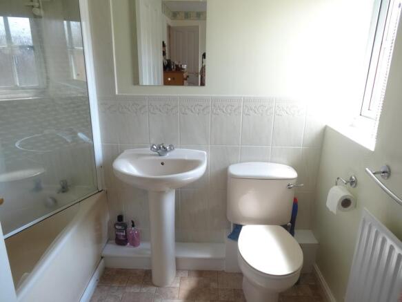 En-Suite Bathroom