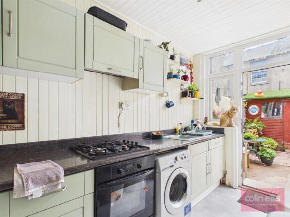 3 bed Terraced for sale Image 7
