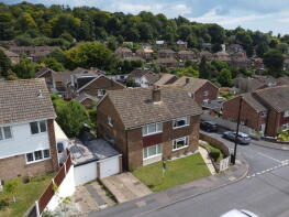 35, Temple Side, Temple Ewell CT16 3AY