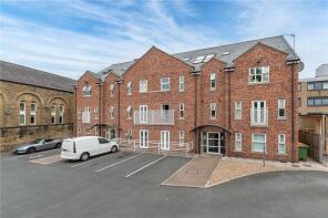 8, 108a Bonham Court, Queen Street, Leeds LS27 9EB
