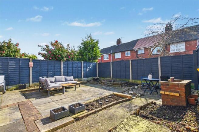 3 bed Terraced for sale Image 6