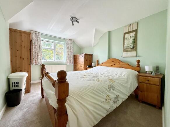 Bedroom1.jpg