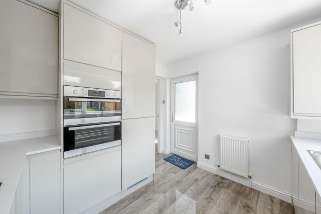 3 bed Semi-Detached for sale Image 9