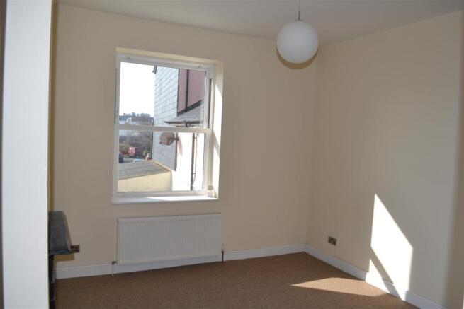 bedroom.JPG