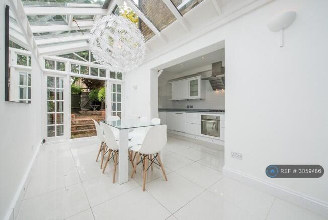 Dining & Kitchen