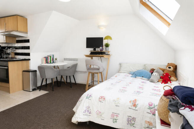 Bedroom - Angle 1