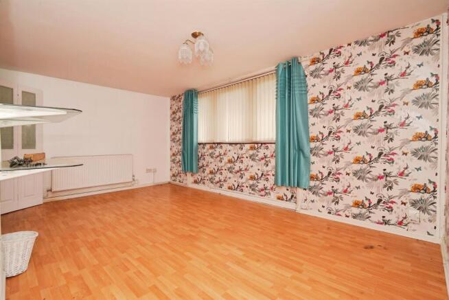 2 bed Detached Bungalow for sale Image 5