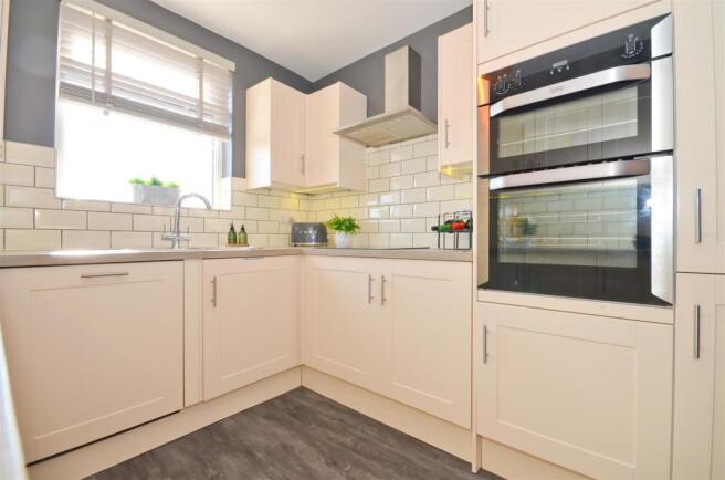 Kitchen.JPG