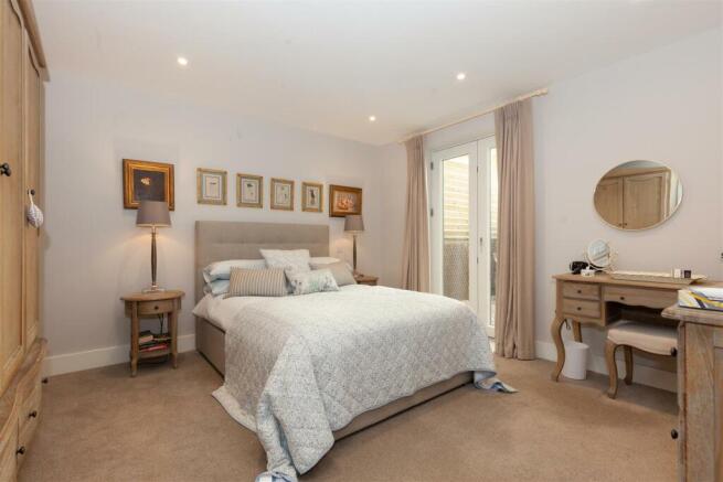 Master Bedroom 2.jpg