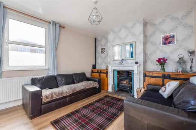 2 bed Cottage for sale Image 5