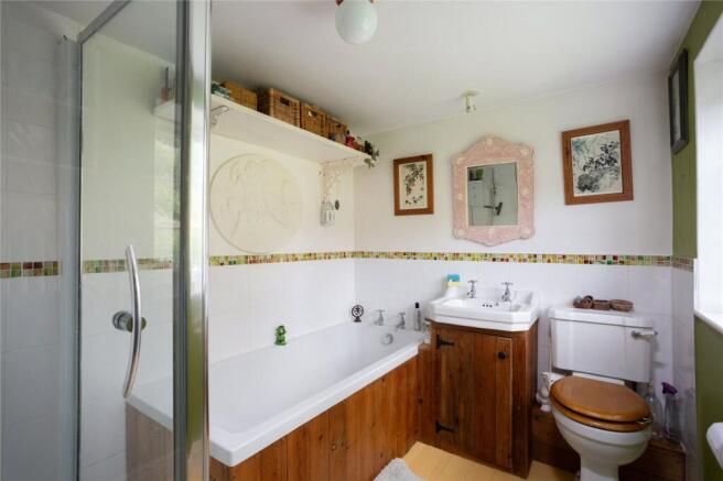 3 bed Semi-Detached for sale Image 12