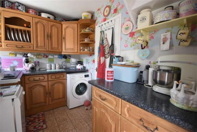 Photo 8