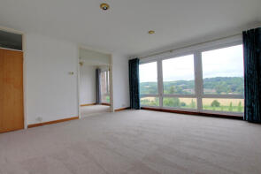 33, Hartslock Court, Shooters Hill, Pangbourne, Reading RG8 7BJ