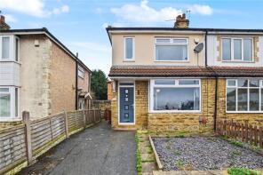 18, Moorland Road, Pudsey LS28 8EJ