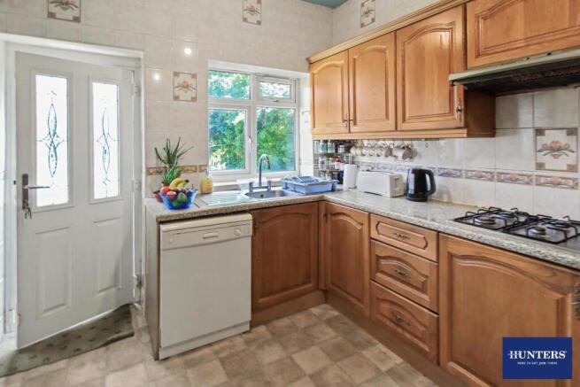6 bed Semi-Detached for sale Image 5
