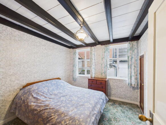 2 bed Terraced for sale Image 6