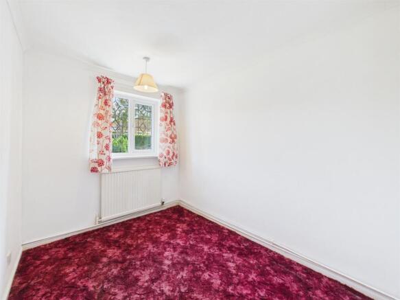2 bed Semi-Detached Bungalow for sale Image 6