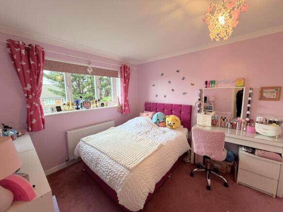 2 bed Semi-Detached for sale Image 7