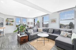 Flat 6, 1 Hollywood House, Station Road, Penge, London SE20 7BE