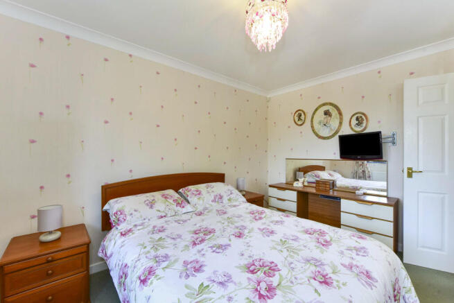3 bed Detached Bungalow for sale Image 12