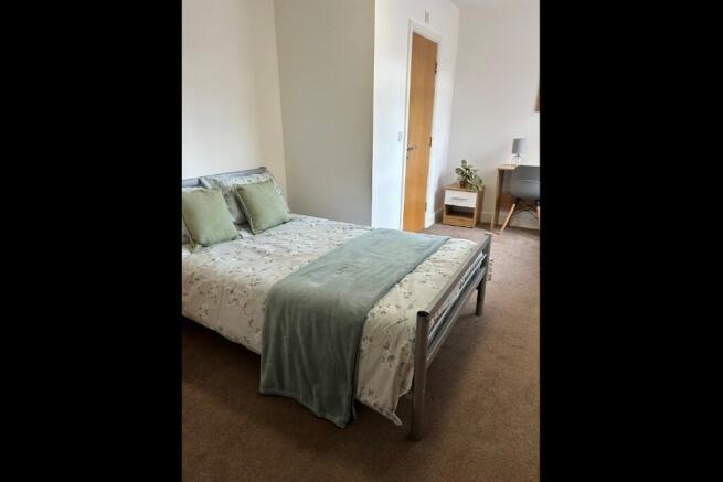 6 bed House of Multiple Occupation for sale Image 10