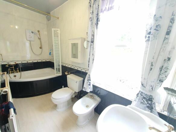 Photo 9