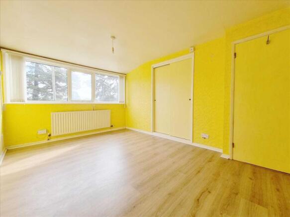 Bedroom 1: