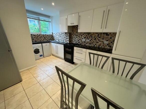 Breakfast Kitchen 2.jpg