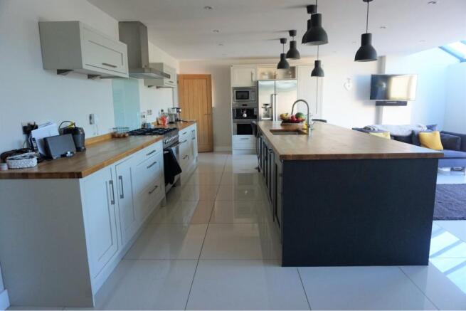 Kitchen / Breakfast