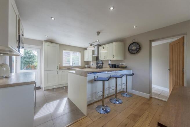 51 Delamere Park Way-006.JPG