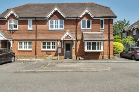 Writers Close, Hindhead, Surrey, GU26