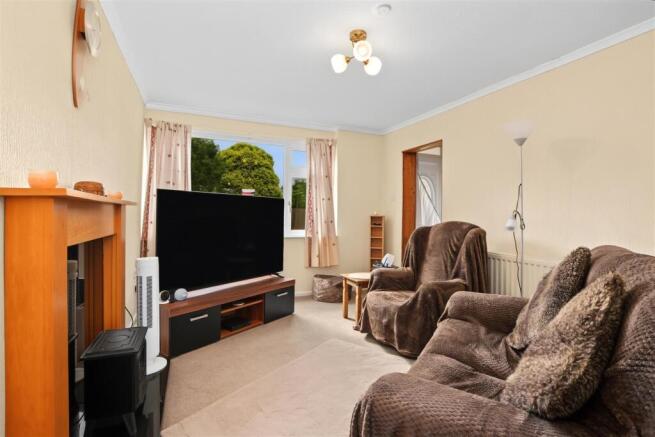 Lounge (2).jpeg