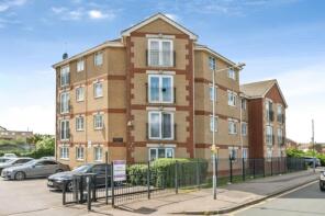 60, Garner Court, Dunlop Road, Tilbury RM18 7BG