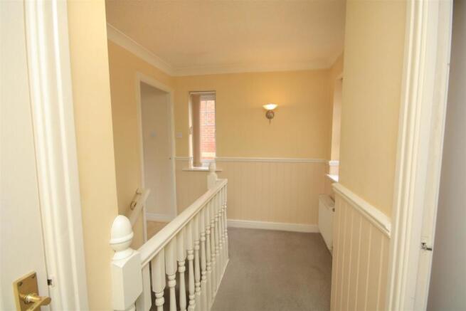 FIRST FLOOR LANDING
