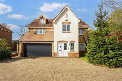 Bax Close, Storrington, West Sussex, RH20