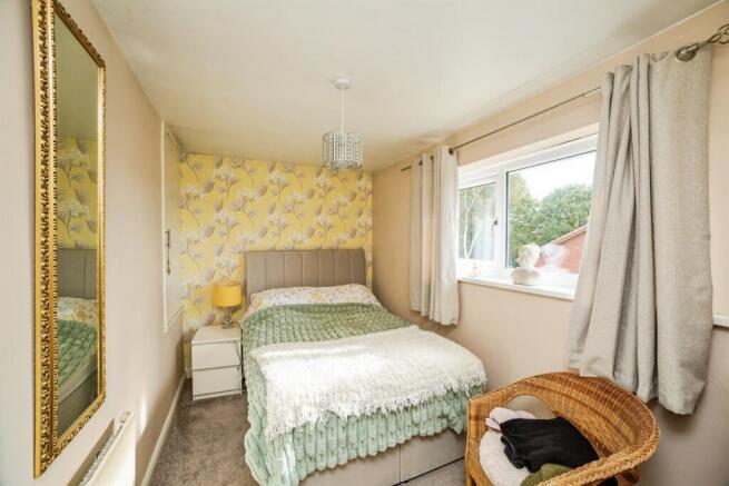 2 bed Semi-Detached for sale Image 9