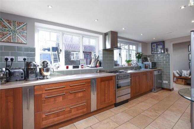 Kitchen/Breakfast